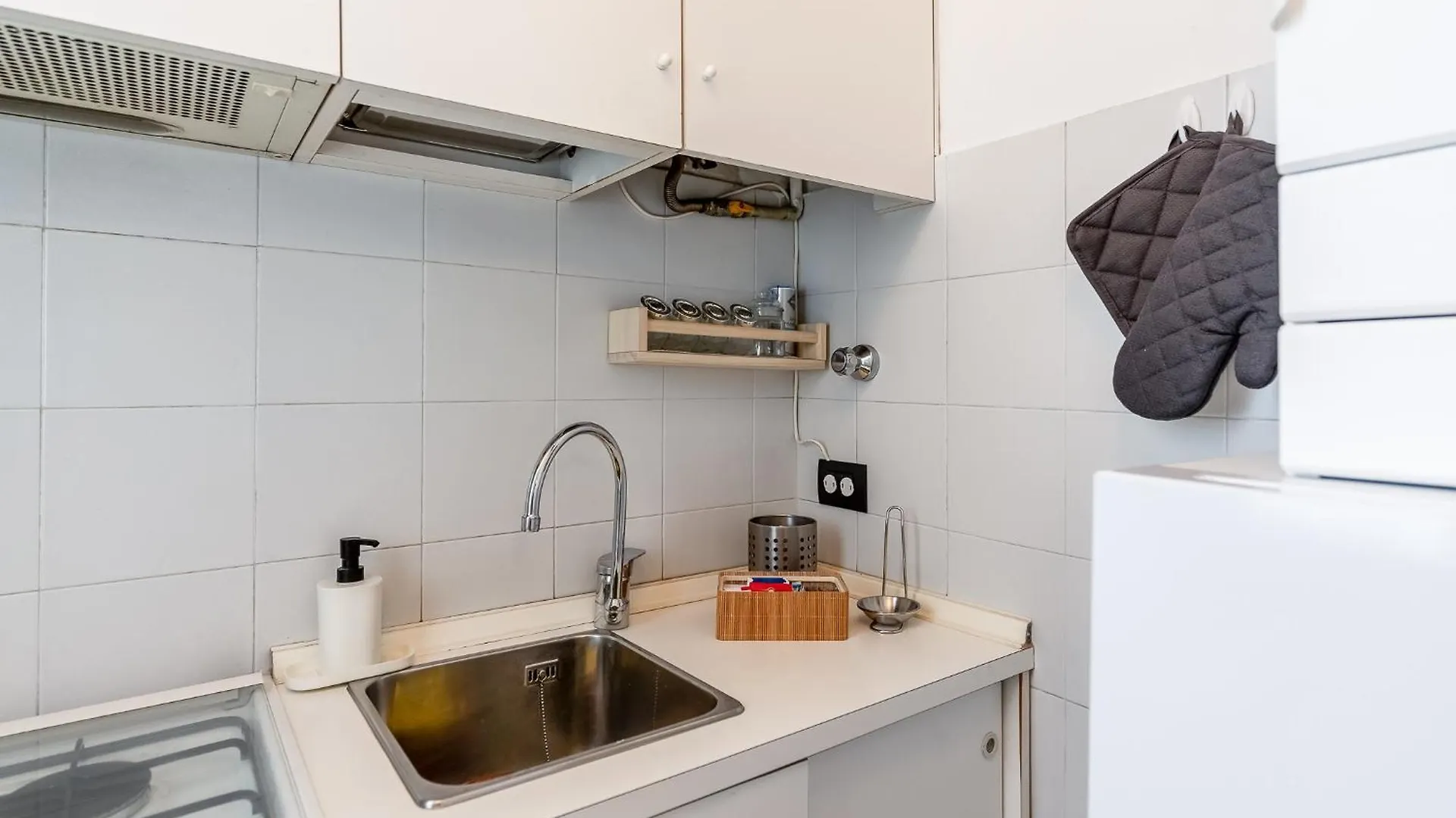 Mac Mahon 9 Apartment Milan Italy